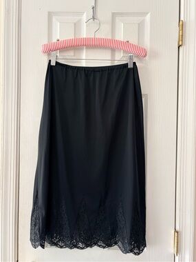 VTG Van Raalte Opaquelon Nylon Black Lace Details Half Slip Size M